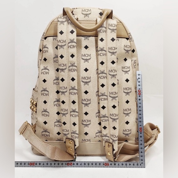 MCM Cream and Black Logo Backpack - Picture 2 of 9
